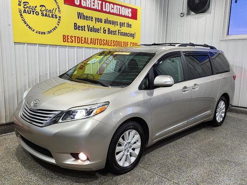 Used 2015 Toyota Sienna Limited Premium image 2