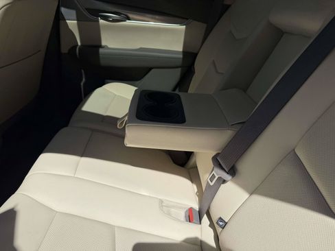 Certified 2023 Cadillac XT5 Premium Luxury w/ Technology Package AWD/4WD image 13