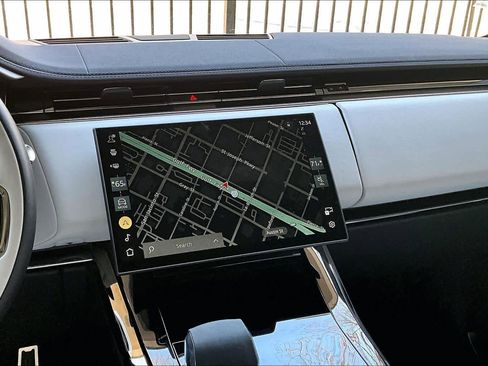 Used 2024 Land Rover Range Rover Sport Dynamic SE image 7