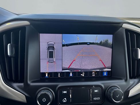 Used 2023 GMC Terrain Denali image 30