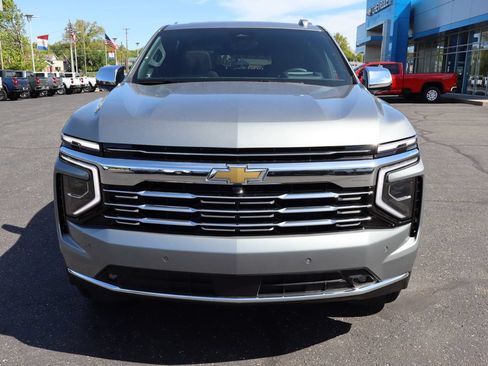 New 2026 Chevrolet Suburban Premier AWD/4WD image 35