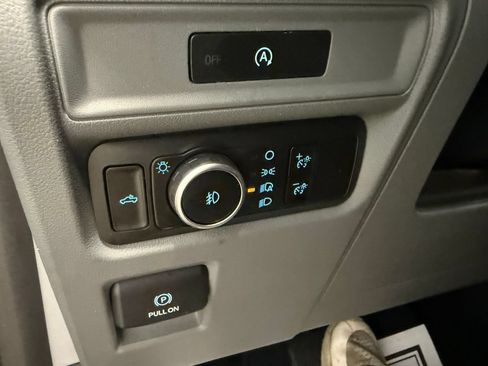 Used 2025 Ford F150 XLT w/ Equipment Group 301A Standard AWD/4WD image 39