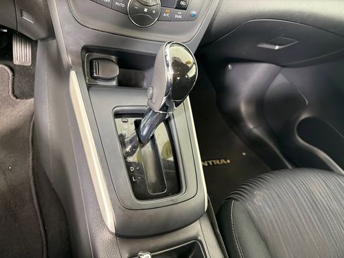 Used 2019 Nissan Sentra SV FWD image 17