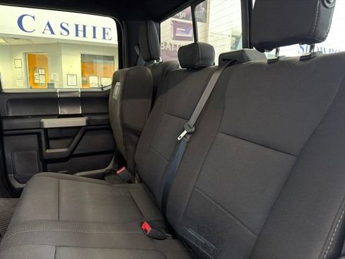 Used 2018 Ford F150 XLT w/ Equipment Group 302A Luxury AWD/4WD image 15
