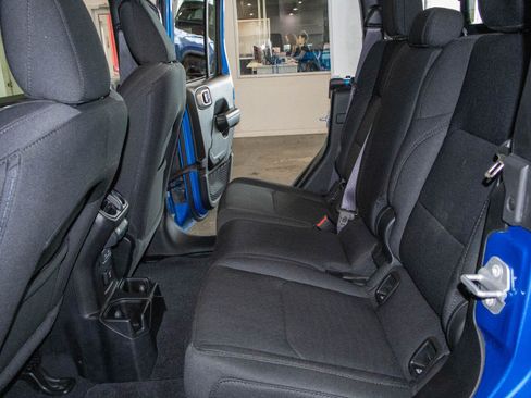 Used 2021 Jeep Gladiator Sport AWD/4WD image 14