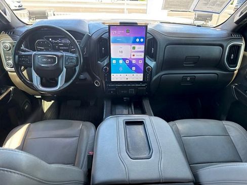 Used 2020 GMC Sierra 2500 SLT w/ Technology Package RWD image 16