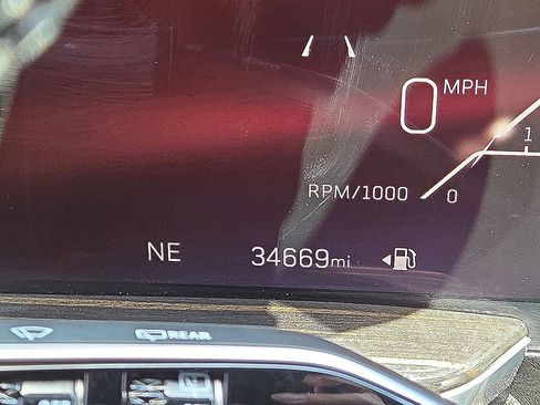 Used 2025 Cadillac Escalade ESV Premium Luxury w/ Touring Package AWD/4WD image 28
