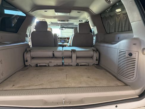 Used 2012 GMC Yukon XL SLT image 16