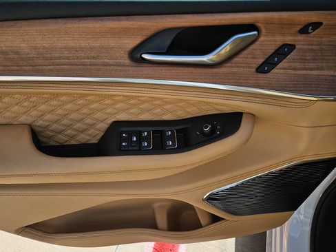 New 2026 Jeep Grand Cherokee Summit AWD/4WD image 16