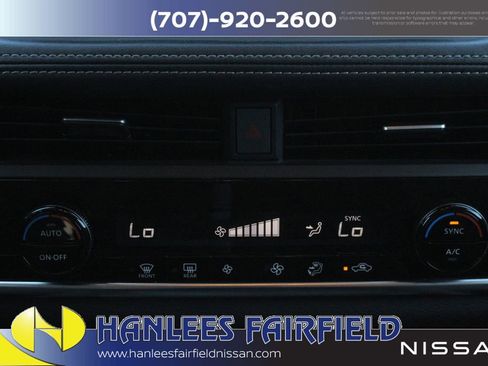 Used 2023 Nissan Rogue SV image 24