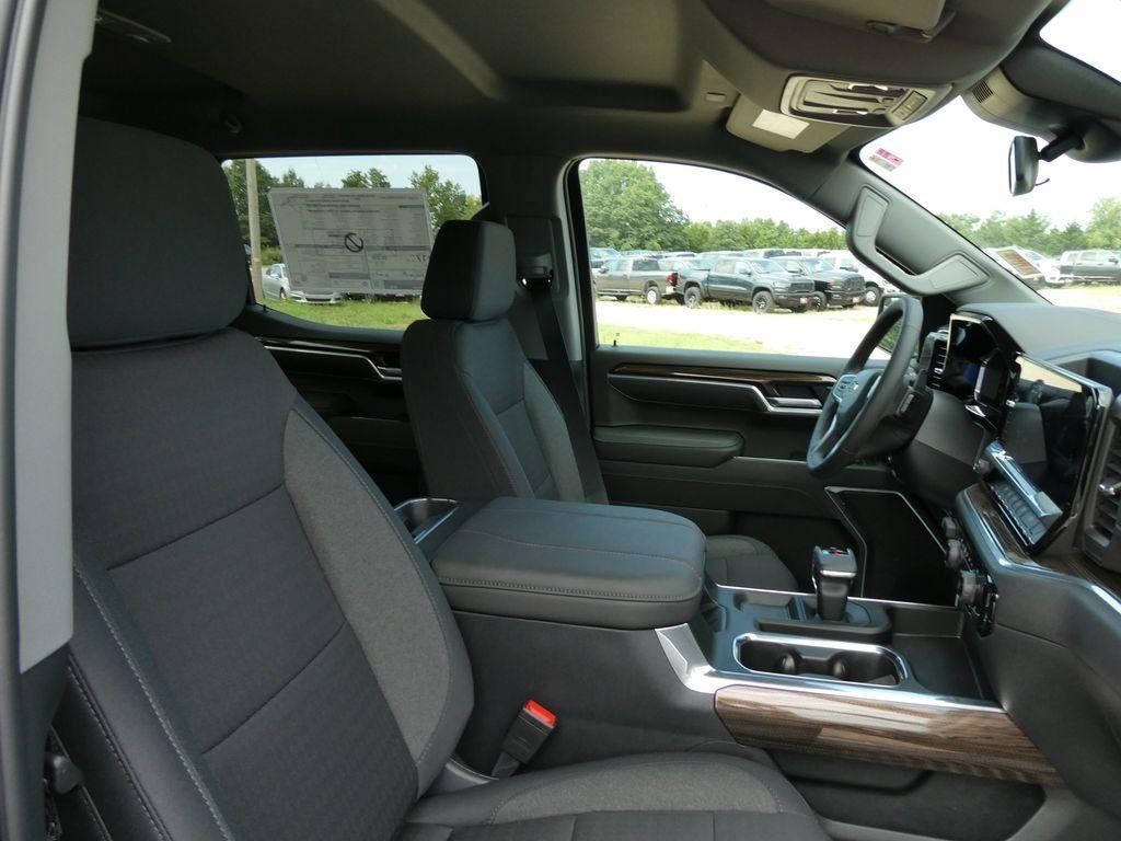 New 2026 Chevrolet Silverado 1500 RST AWD/4WD image 11