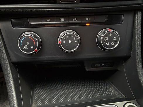 Used 2021 Volkswagen Jetta S image 25