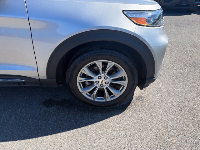 Used 2022 Ford Explorer Limited AWD/4WD image 16