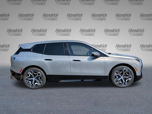 Used 2024 BMW iX xDrive50 w/ Premium Package AWD/4WD image 6