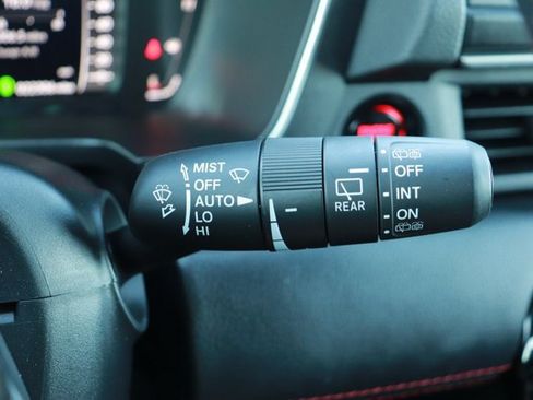 Certified 2025 Honda Pilot Black Edition image 32