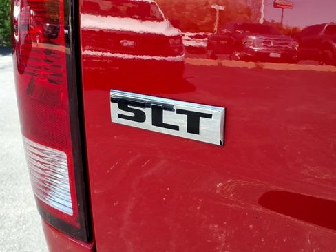 Used 2024 RAM 1500 Classic SLT AWD/4WD image 25