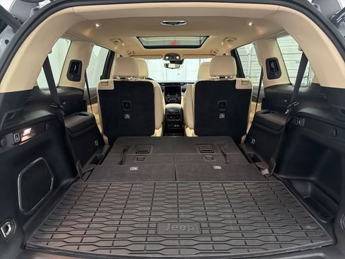 Used 2021 Jeep Grand Cherokee L Limited image 27