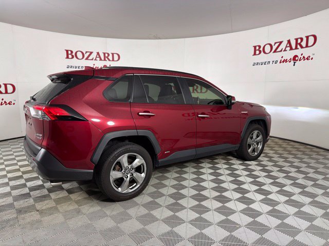 Used 2019 Toyota RAV4 Limited w/ Limited Grade Weather Package AWD/4WD image 13