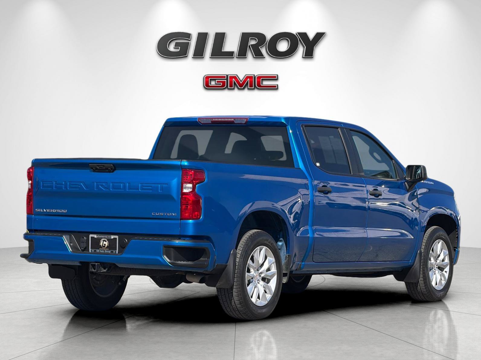 Used 2024 Chevrolet Silverado 1500 Custom RWD image 3