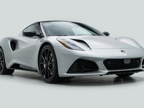 New 2026 Lotus Emira SE image 10