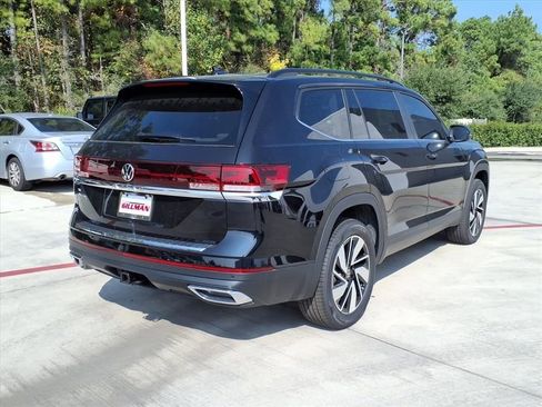 New 2026 Volkswagen Atlas SE FWD image 5