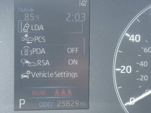 Used 2024 Toyota Corolla LE FWD image 21