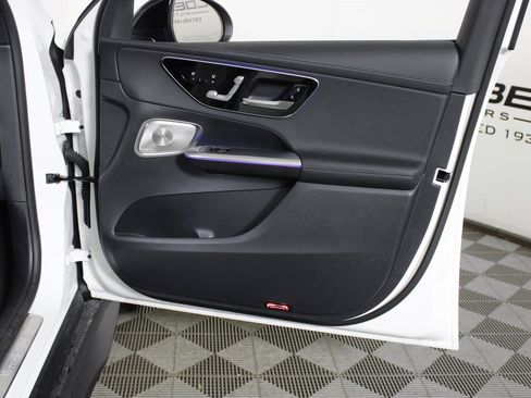 Certified 2025 Mercedes-Benz GLC 300 4MATIC image 30