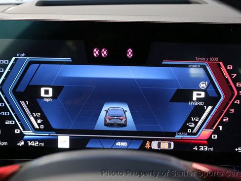 Used 2025 BMW M5 AWD/4WD image 42