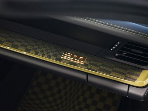 Used 2026 Porsche 911 Carrera 4 GTS image 32