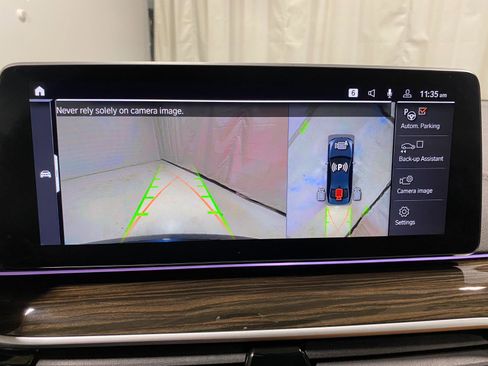 Certified 2023 BMW M550i xDrive w/ Executive Package image 10