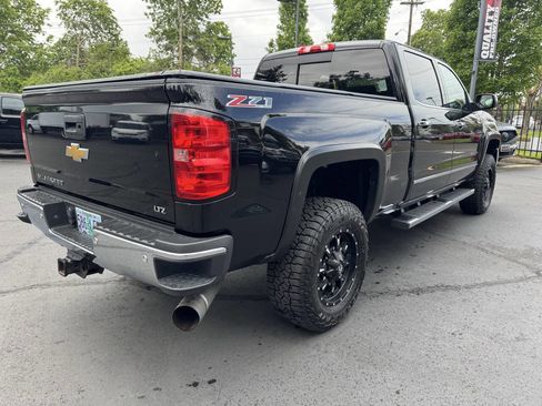 Used 2015 Chevrolet Silverado 2500 LTZ image 6