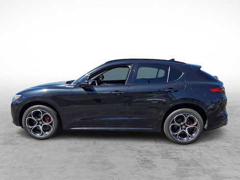 Used 2020 Alfa Romeo Stelvio Ti Sport AWD/4WD image 2