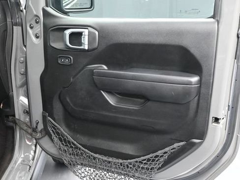 Used 2021 Jeep Wrangler Unlimited Sport AWD/4WD image 11