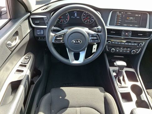 Used 2020 Kia Optima LX image 11