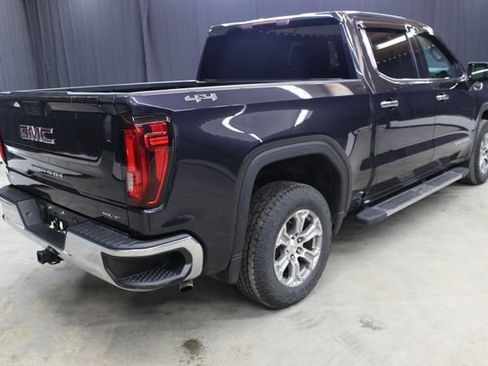 Used 2024 GMC Sierra 1500 SLT AWD/4WD image 47