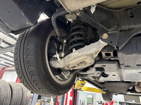 Used 2016 Ford Fusion SE image 23