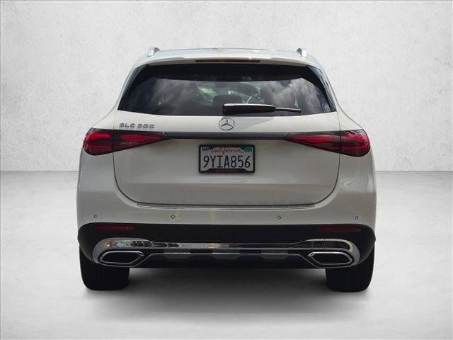 Certified 2026 Mercedes-Benz GLC 300 image 7