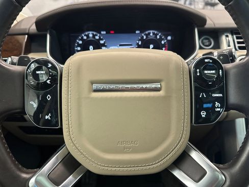 Used 2020 Land Rover Range Rover HSE image 18