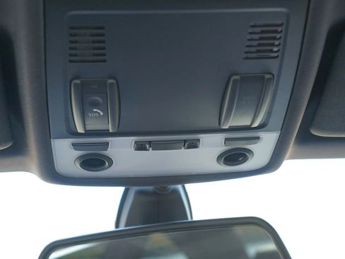 Used 2011 BMW 1 Series M image 24