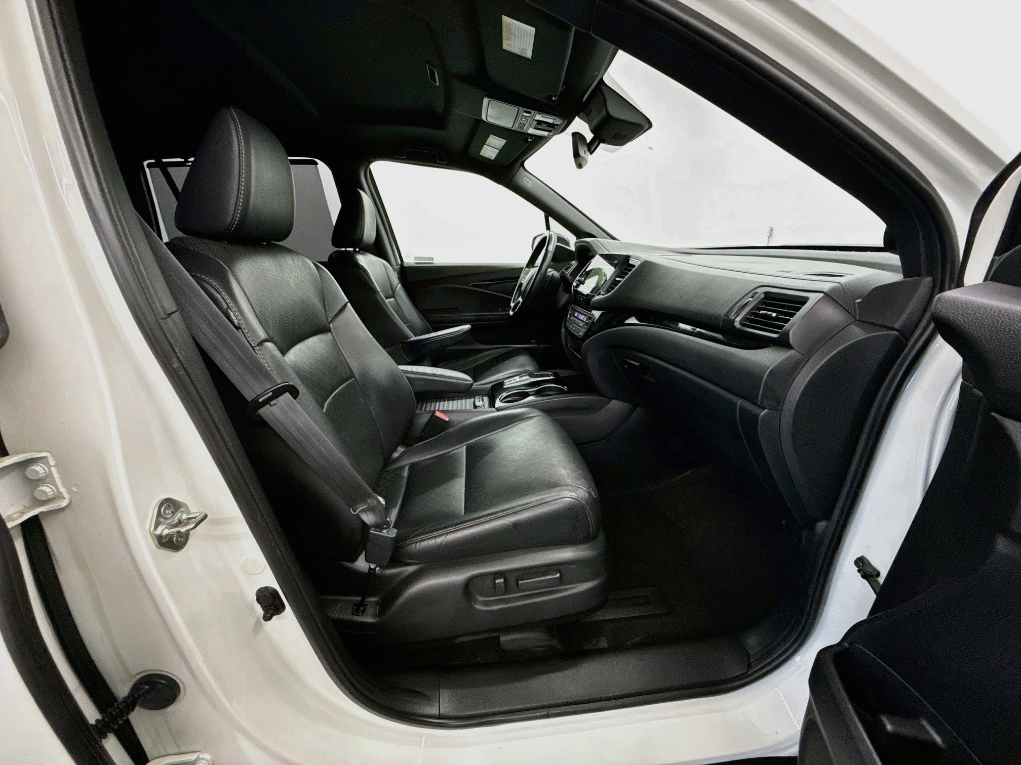 Used 2019 Honda Passport Touring image 34