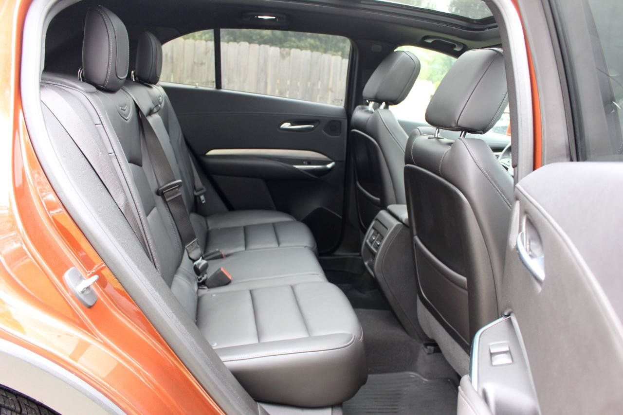 Used 2019 Cadillac XT4 Premium Luxury w/ Cold Weather Package AWD/4WD image 34