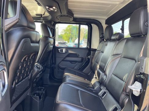 Used 2022 Jeep Gladiator Mojave image 14