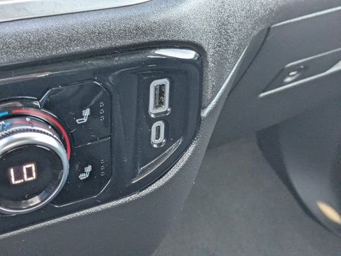 Used 2025 GMC Sierra 2500 SLE w/ SLE Value Package; image 26