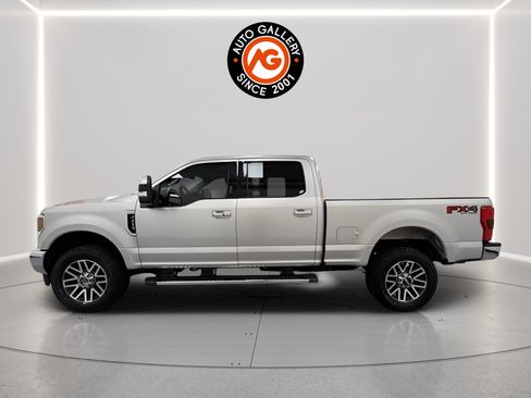 Used 2019 Ford F250 Lariat w/ Lariat Ultimate Package AWD/4WD image 4