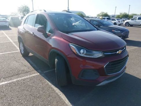 Used 2022 Chevrolet Trax LT AWD/4WD image 4