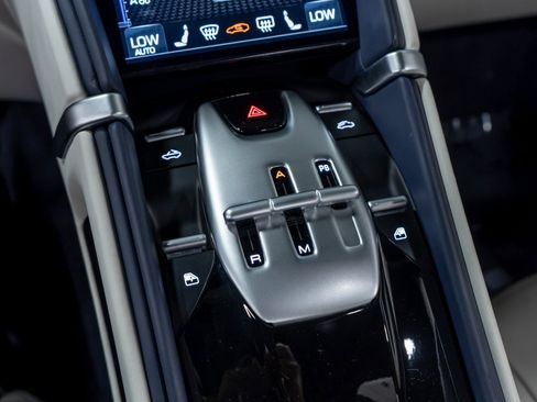 Used 2025 Ferrari Roma Spider image 59