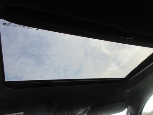 New 2026 GMC Sierra 1500 AT4 w/ AT4 Premium Package image 17