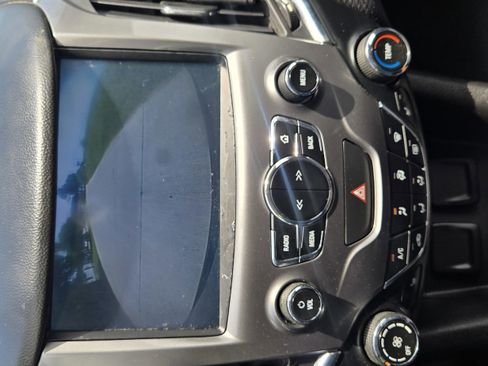 Used 2018 Chevrolet Cruze LT image 28