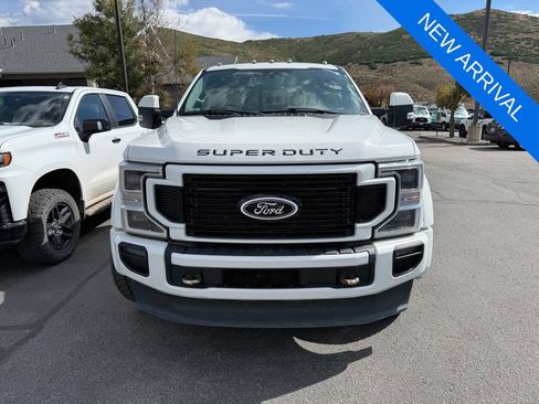 Used 2022 Ford F450 Limited w/ FX4 Off-Road Package AWD/4WD image 2