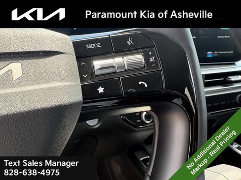 New 2026 Kia Sorento S AWD/4WD image 12